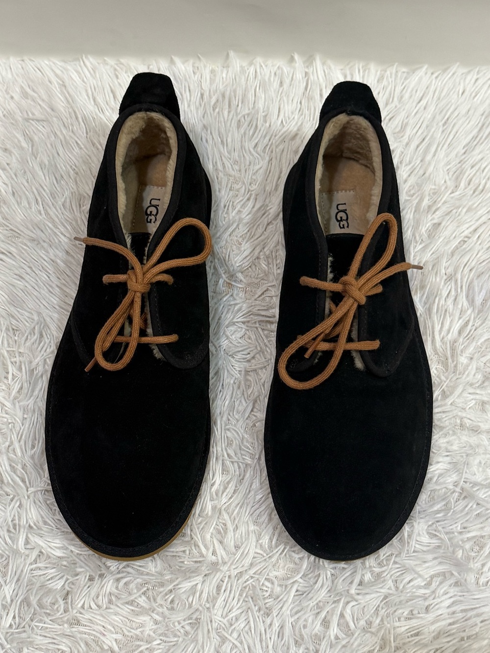 UGG Men's Black Suede Chukka Boots with Brown Laces